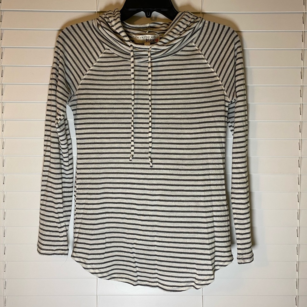 Stripped Hooded Pull-Over